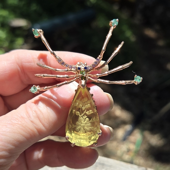 Lemon Quartz floral cut 37karat emerald sapphire & Topaz sterling & rosegold pin - Picture 3 of 9